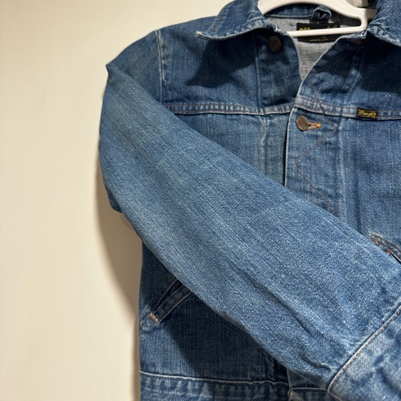 Vintage 1970s Kids Wrangler Denim Trucker Jean Jacket. Copper Logo Buttons. - Picture 13 of 14